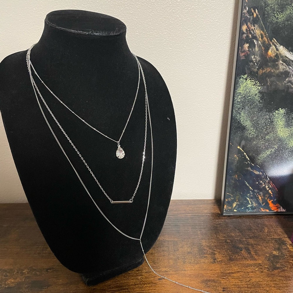 Elegant Layered Necklace